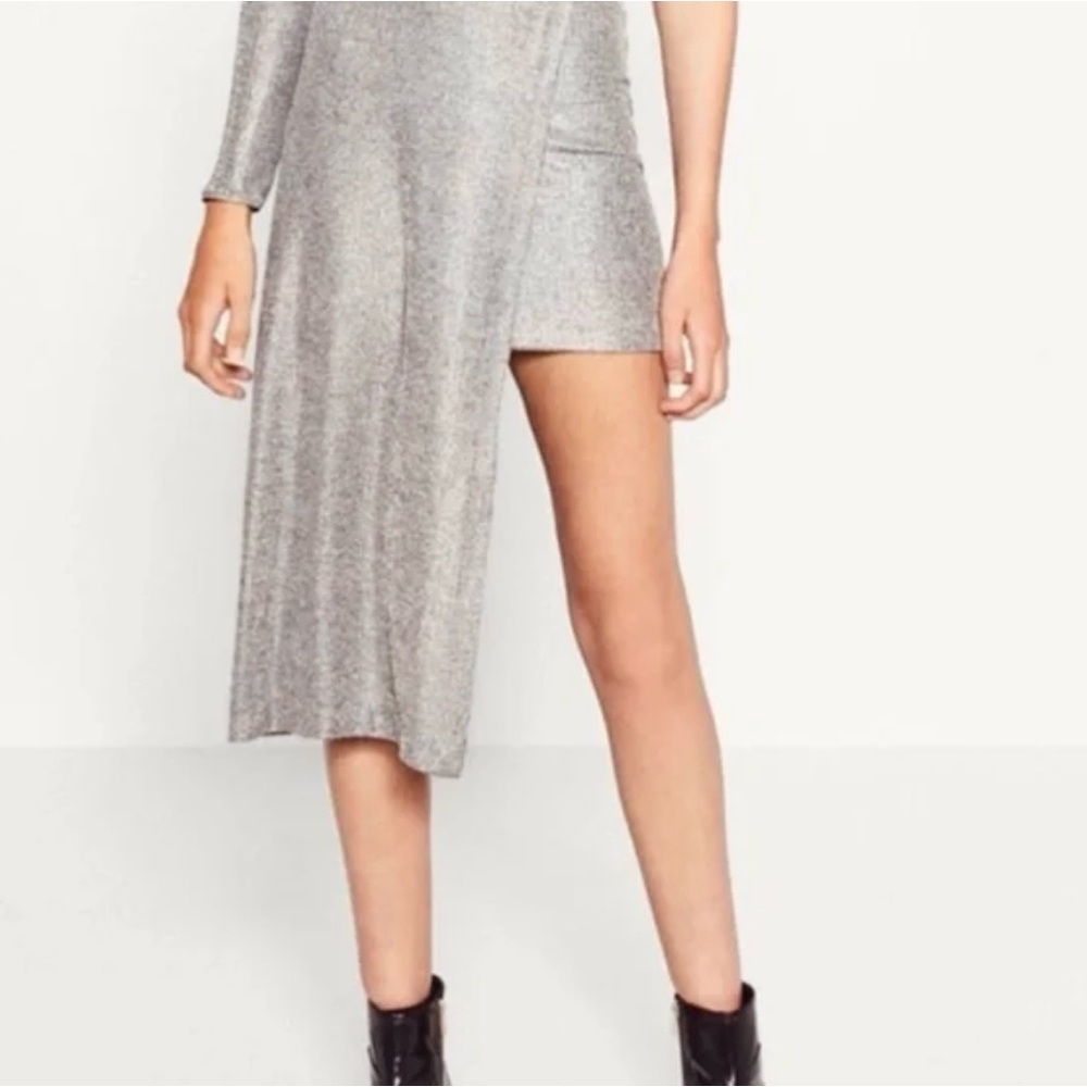 Zara Metallic / Silve Asymmetrical Skirt | S:Small